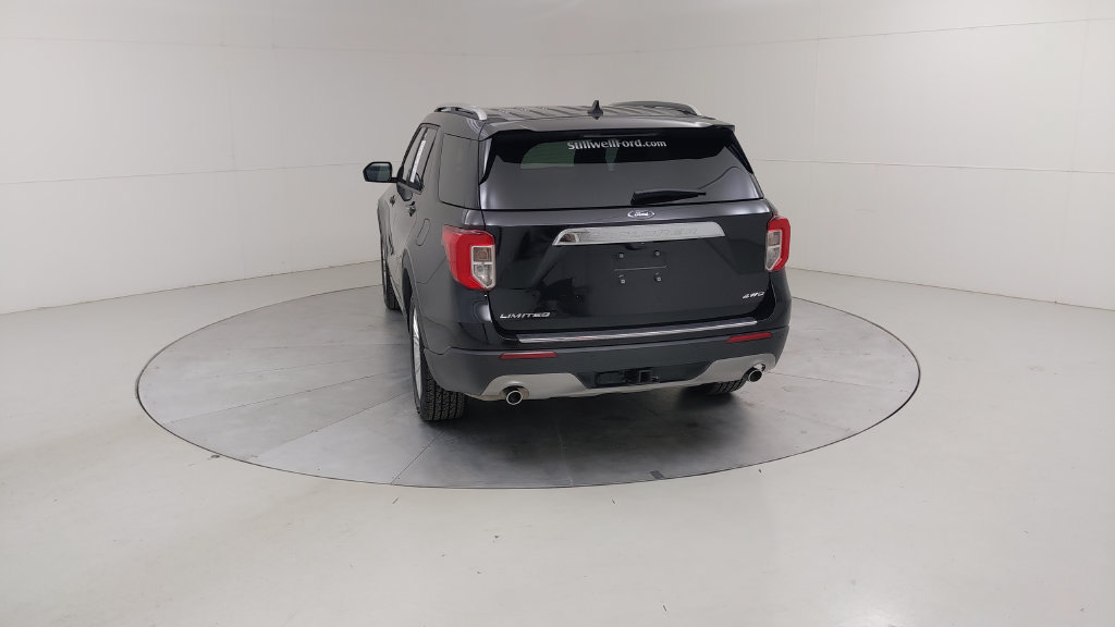 Certified 2024 Ford Explorer Limited w/ Limited Technology Package AWD/4WD image 17