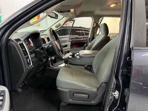Used 2016 RAM 1500 Classic SLT image 12