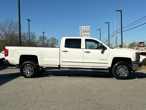 Used 2019 Chevrolet Silverado 2500 LTZ w/ Duramax Plus Package image 2