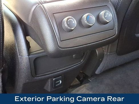 Used 2017 Chevrolet Traverse LT w/ Style and Technology Package AWD/4WD image 19