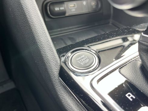 Used 2023 Kia Sportage EX image 36