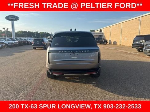 Used 2025 Land Rover Range Rover Long Wheelbase SE AWD/4WD image 4