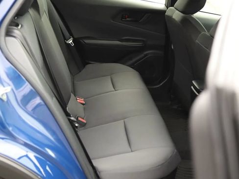 Used 2024 Toyota Prius LE FWD image 38
