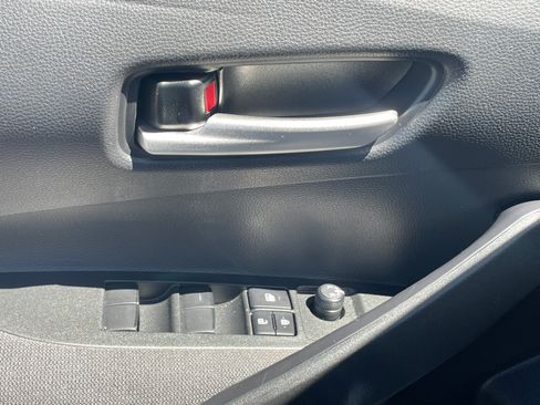 Used 2026 Toyota Corolla SE FWD image 18
