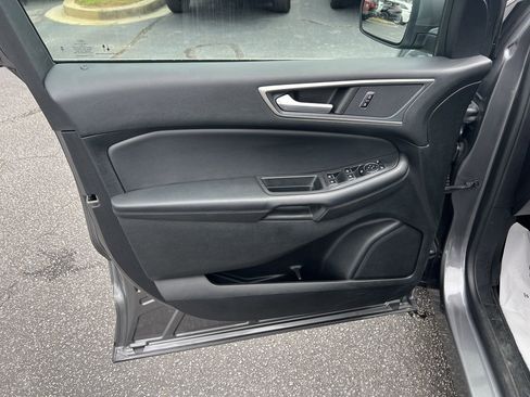 Used 2023 Ford Edge SEL AWD/4WD image 14