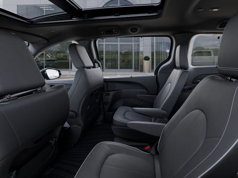 New 2026 Chrysler Pacifica Limited image 23