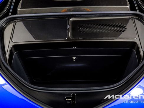 Used 2020 McLaren Speedtail RWD image 27
