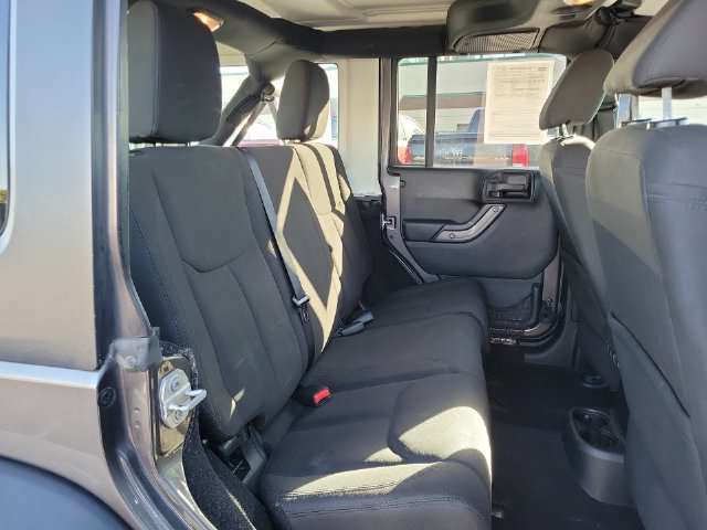 Used 2016 Jeep Wrangler Unlimited Sport w/ Quick Order Package 24S AWD/4WD image 27