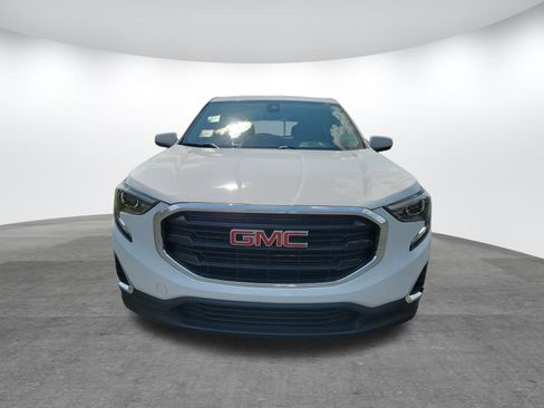 Used 2020 GMC Terrain SLE image 19