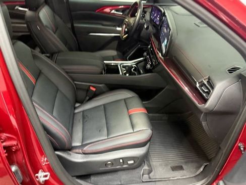 Certified 2024 Chevrolet Traverse RS w/ LPO, Floor Liner Package image 37