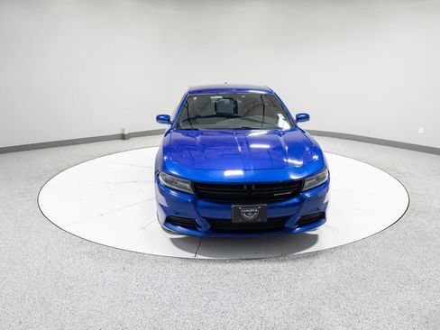 Used 2020 Dodge Charger SXT RWD image 26