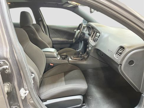 Used 2022 Dodge Charger GT w/ Blacktop Package image 28
