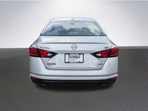 Used 2024 Nissan Altima 2.5 SR AWD/4WD image 6