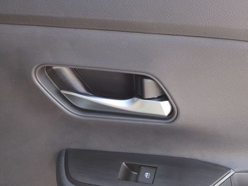 New 2026 Nissan Kicks SV FWD image 32