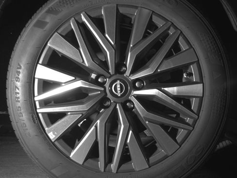 Used 2025 Nissan Altima 2.5 SV FWD image 15