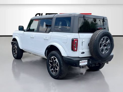 Used 2025 Ford Bronco Outer Banks AWD/4WD image 5