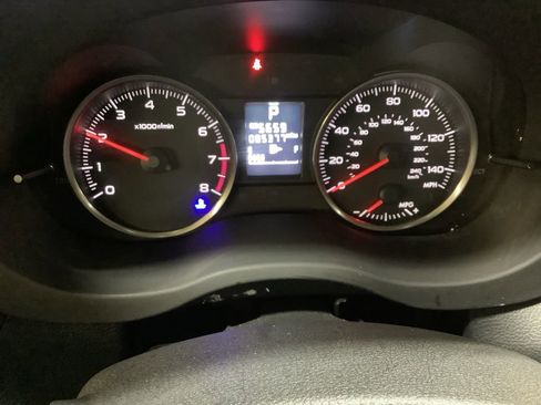 Used 2017 Subaru Crosstrek 2.0i Premium image 31