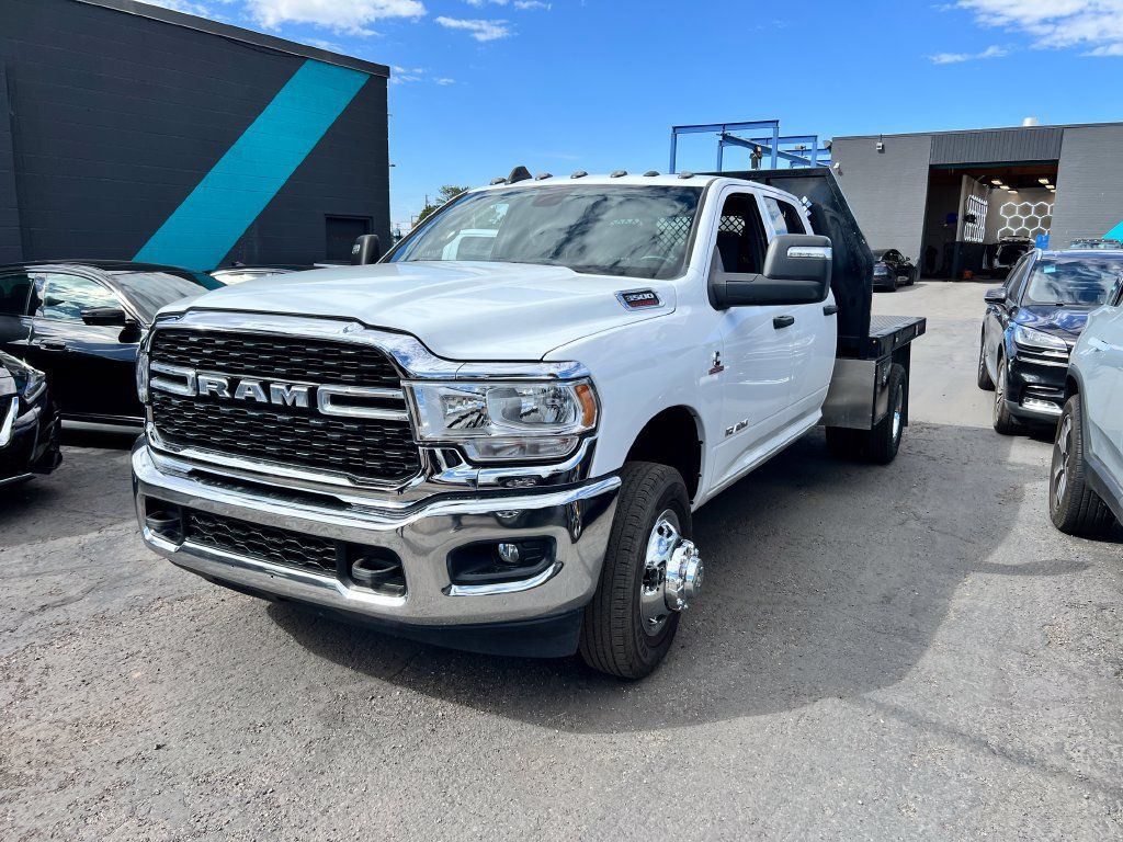 Used 2024 RAM 3500 Big Horn AWD/4WD image 2