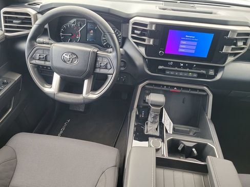 New 2026 Toyota Tundra SR5 w/ SR5 Convenience Package RWD image 26