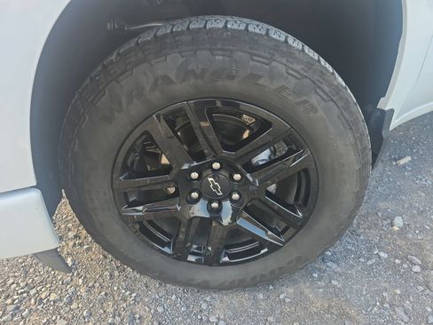 Used 2026 Chevrolet Silverado 1500 RST w/ RST Select Package AWD/4WD image 13