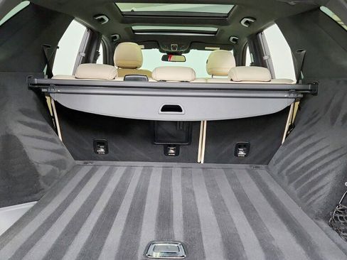 Used 2018 Mercedes-Benz GLE 43 AMG 4MATIC w/ Premium 3 Package image 28