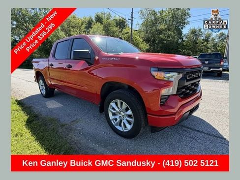 Used 2024 Chevrolet Silverado 1500 Custom AWD/4WD image 1
