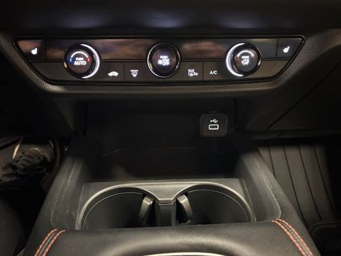 Used 2024 Honda HR-V Sport image 21