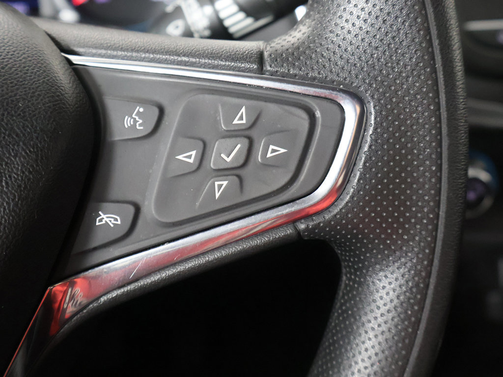 Used 2020 Chevrolet Equinox LT w/ LPO, Cargo Package FWD image 35