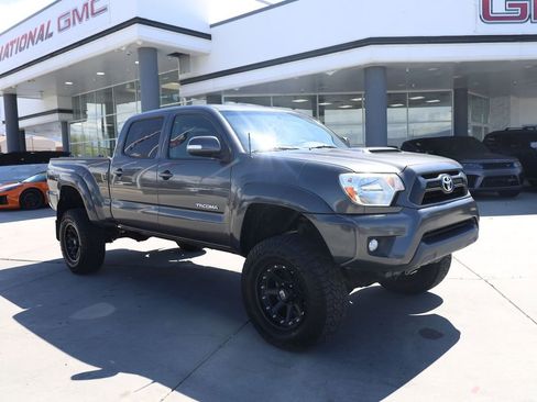 Used 2015 Toyota Tacoma 4x4 Double Cab image 8
