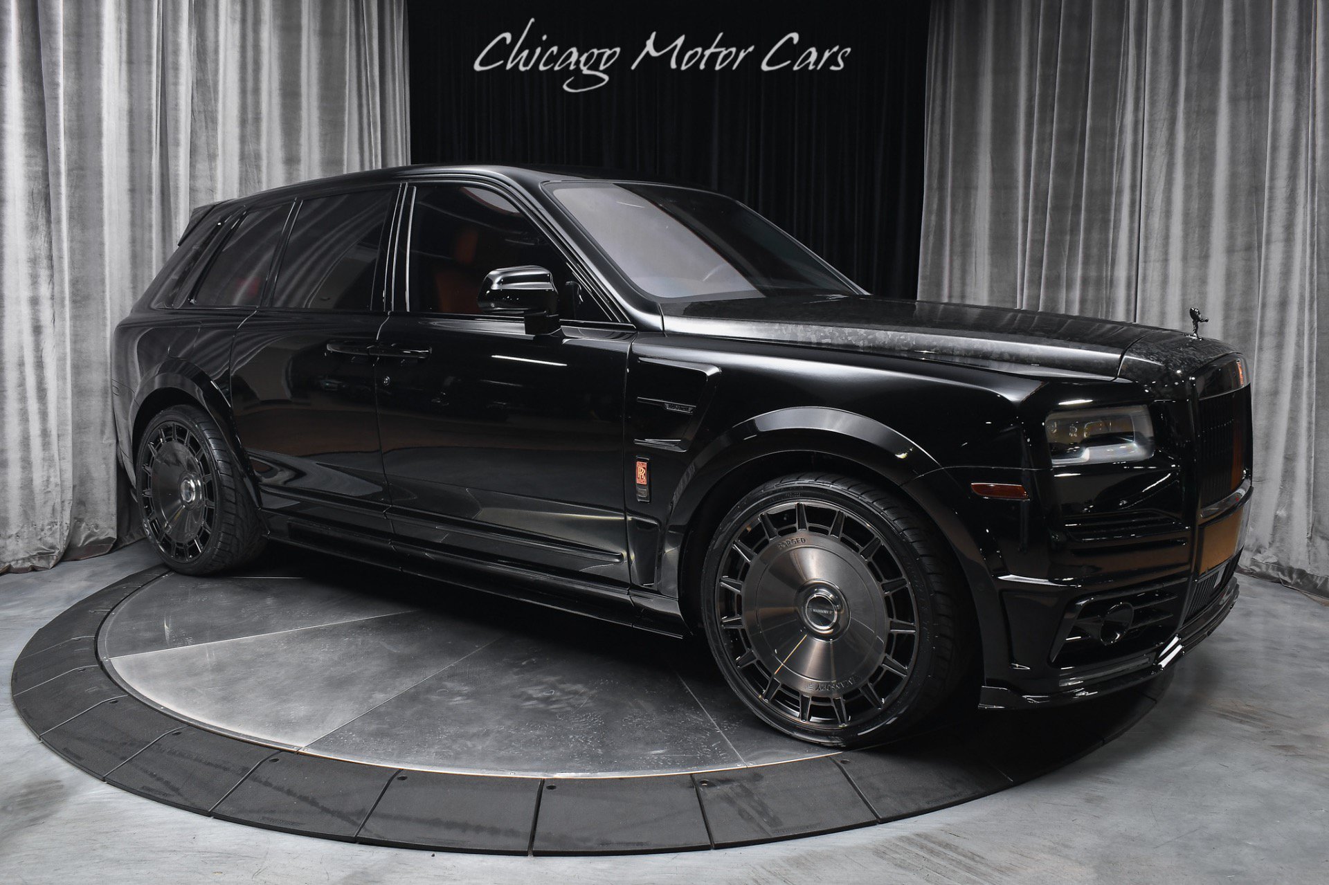 Used 2022 Rolls-Royce Cullinan Black Badge AWD/4WD image 6