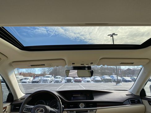 New 2026 Toyota bZ Limited image 20