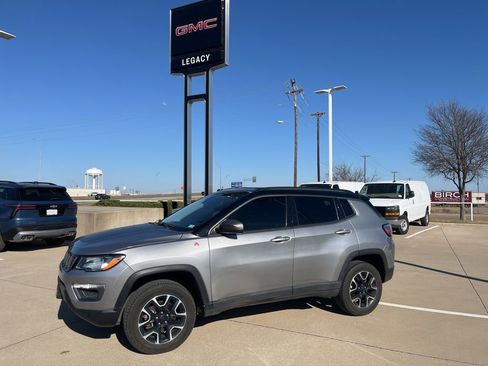 Used 2020 Jeep Compass Trailhawk image 1