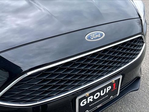 Used 2017 Ford Focus S image 28