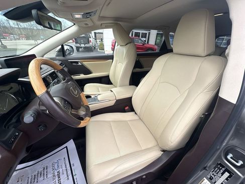 Used 2020 Lexus RX 350L Premium w/ Premium Package image 13