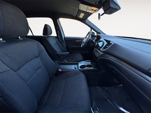 Used 2022 Honda Pilot Sport image 14