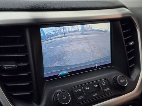 Used 2019 GMC Acadia SLT w/ LPO, Floor Liner Package image 29