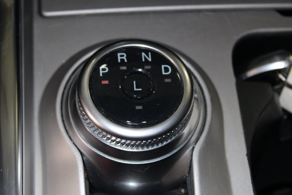Used 2024 Ford Explorer Limited AWD/4WD image 54