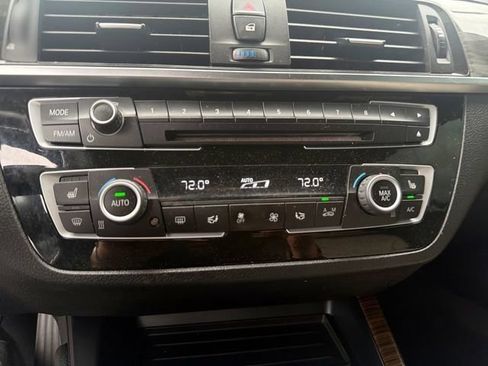 Used 2018 BMW 230i Convertible RWD image 27
