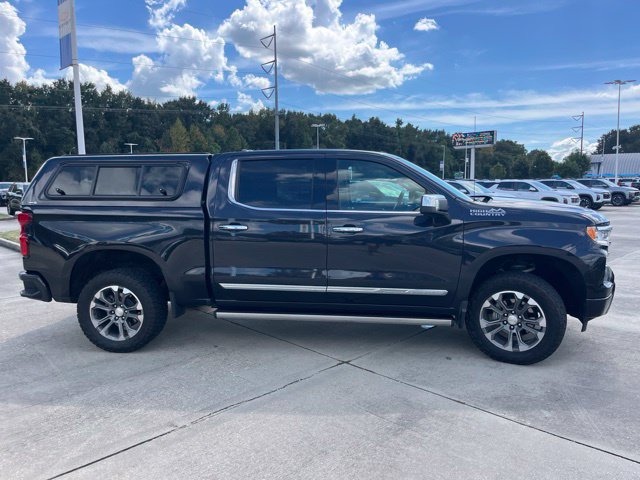 Used 2024 Chevrolet Silverado 1500 High Country w/ Technology Package AWD/4WD image 8