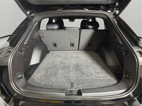 Used 2024 Chevrolet Equinox EV RS FWD image 28