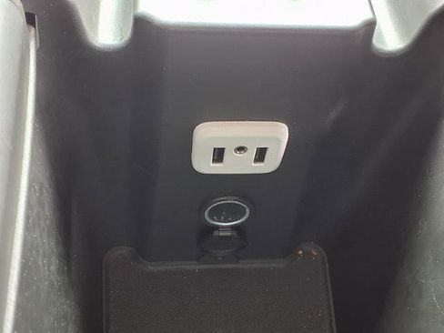 Used 2020 Buick Envision Essence FWD image 8