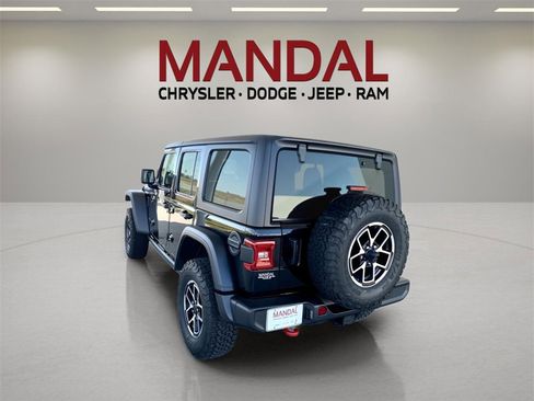 Used 2024 Jeep Wrangler Unlimited Rubicon image 8