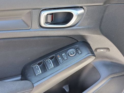 Used 2025 Honda Civic Sport image 13
