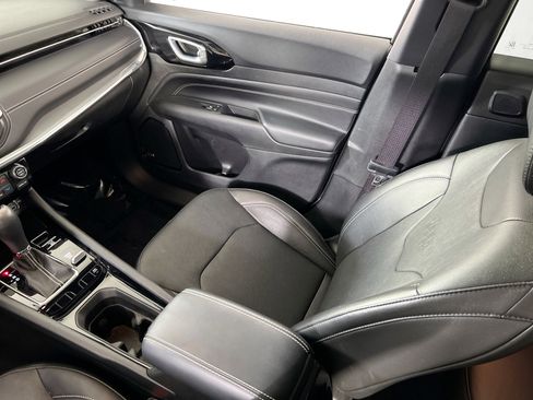 Used 2022 Jeep Compass High Altitude image 25