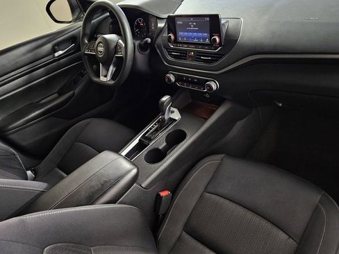 Used 2022 Nissan Altima 2.5 S image 26