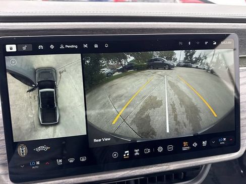 Used 2023 Rivian R1T Adventure AWD/4WD image 17