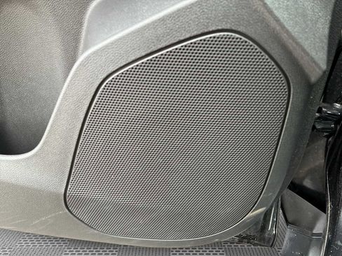 Certified 2024 Chevrolet Trax RS w/ Driver Confidence Package image 23