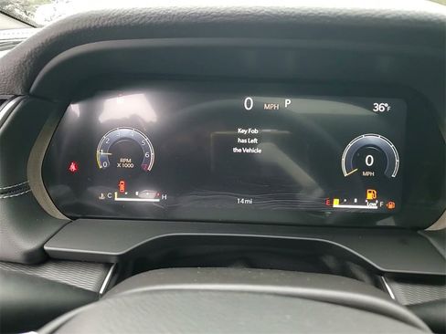 New 2025 Jeep Grand Cherokee Laredo X w/ Luxury Tech Group I image 29