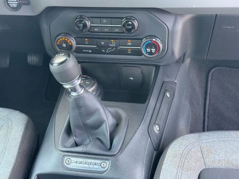 Used 2022 Ford Bronco 2-Door AWD/4WD image 15