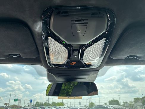 New 2026 BMW X7 M60i AWD/4WD image 18